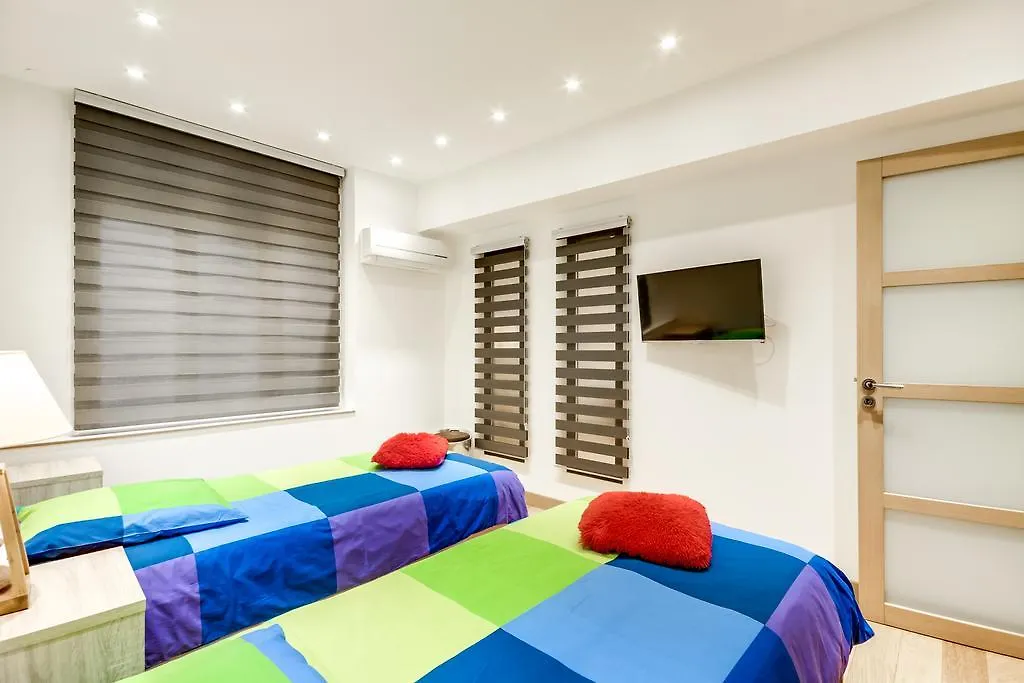 Just Renovated 138M2 On The Seine Apartment Paris France